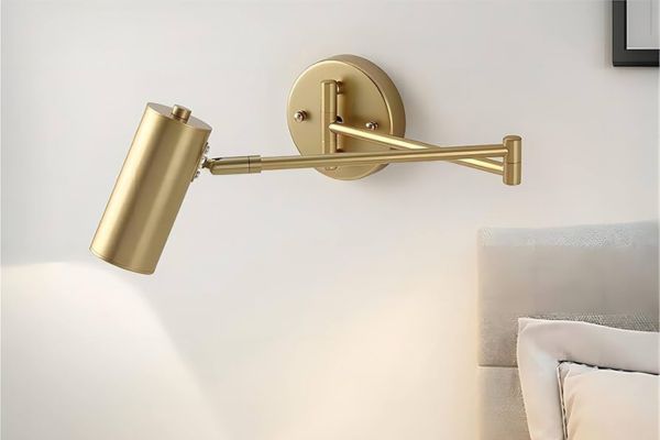  Lampe murale à bras articulé 