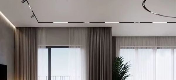 curved magnetic trakc light