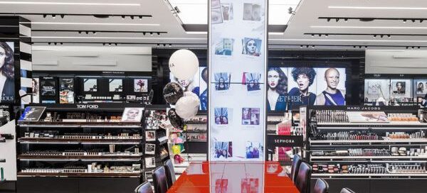 Guía de Iluminación en Carril para Tiendas Minoristas