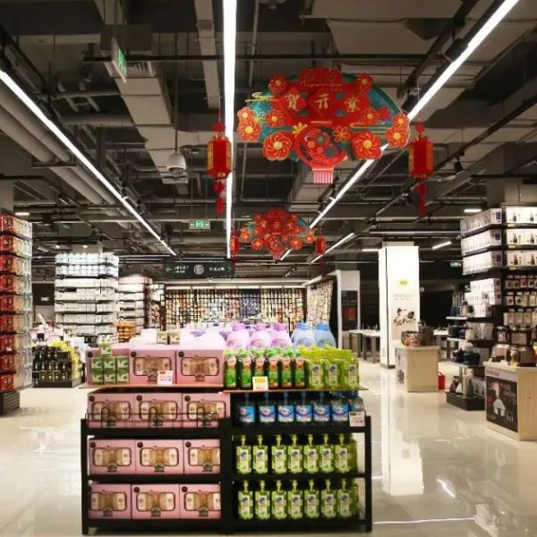 Main Aisles & Shelving lighting applications (1) Main Aisles & Shelving lighting applications (3)