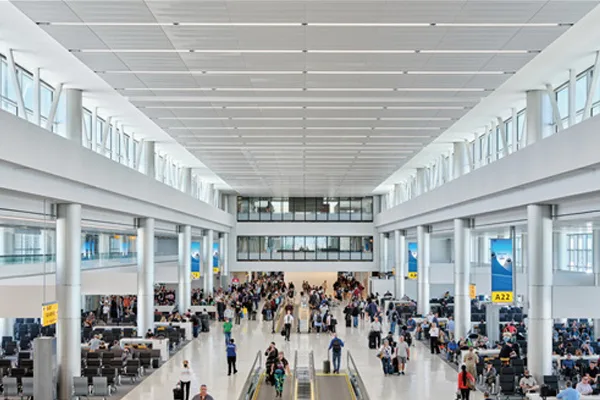 iluminação de terminal de aeroporto