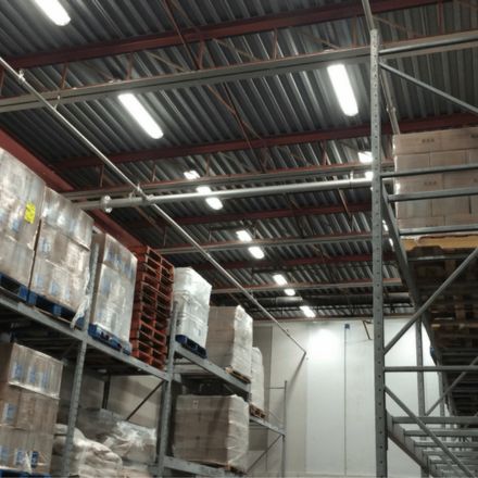 IP65 batten light for supermarkets (1) IP65 batten light for supermarkets