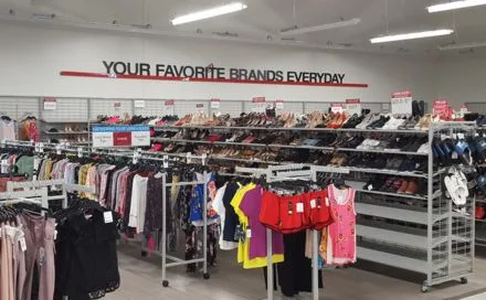 إضاءة المتاجر الكبيرة