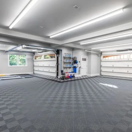 linear lighting for garage 