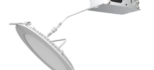 Senkanaj LED Enkorpigitaj Lumigiloj